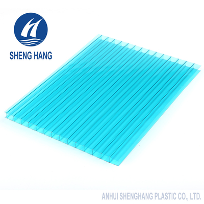 La serre chaude ignifuge de polycarbonate de double mur de toiture lambrisse la transmittance élevée