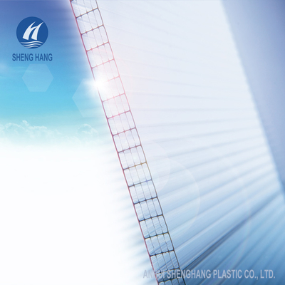 Résistance 6m UV multi creuse claire de la feuille 5.8m de polycarbonate de mur