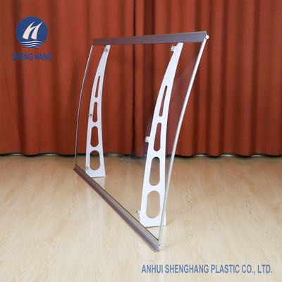 Auvent en polycarbonate solide étanche 4,6 pi × 3 pi avec supports métalliques Eco